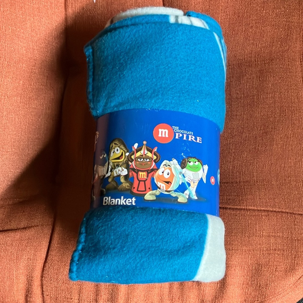 M&M’S World more throw blanket 50” by 60”